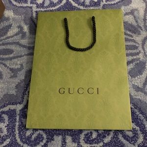 Gucci gift bag and ribbon